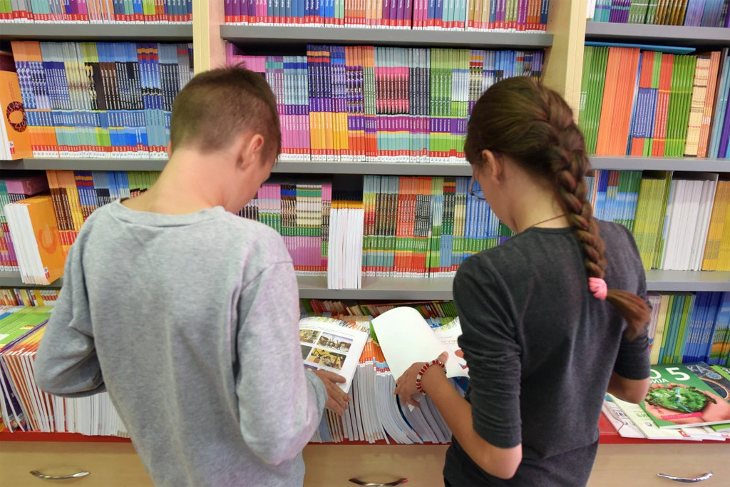 поступак избора уџбеника